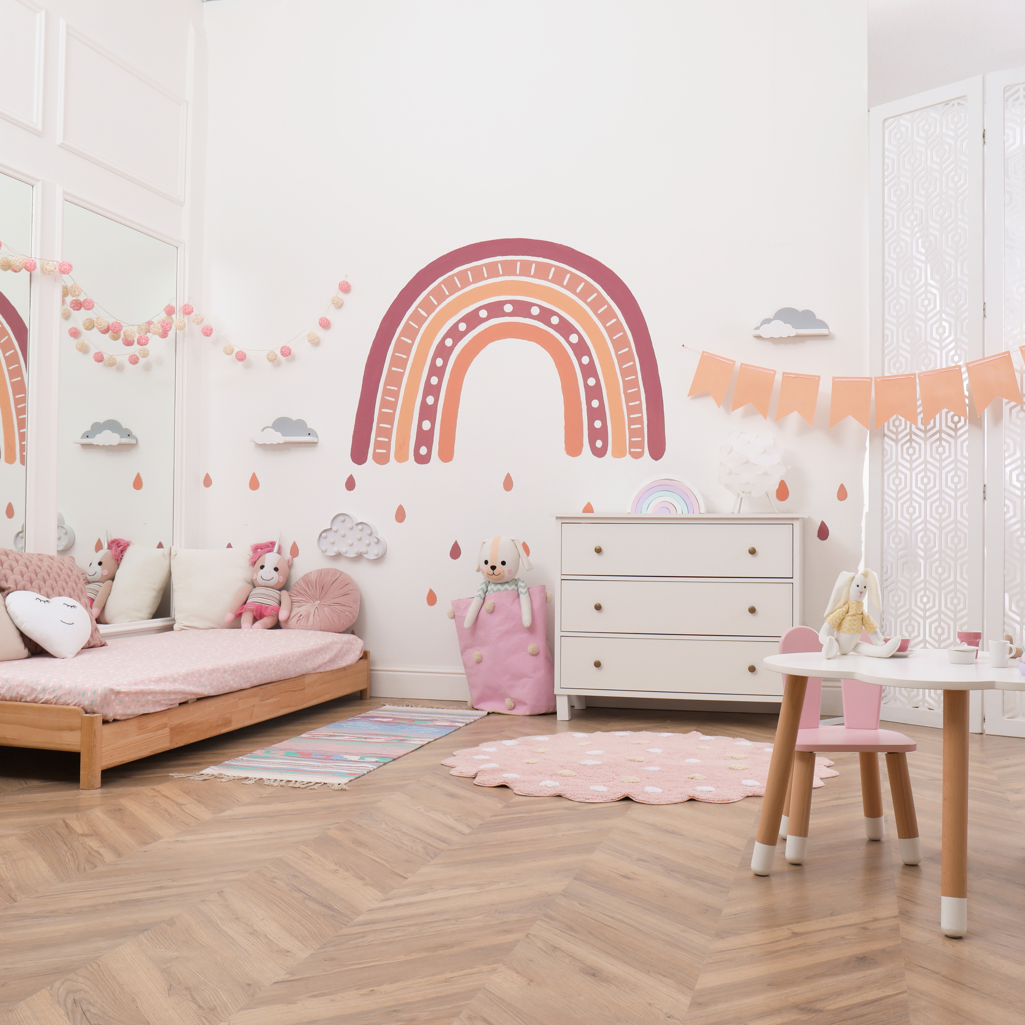 Setting Up Your Montessori-Inspired Bedroom